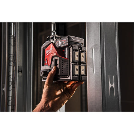 Afbeelding MILWAUKEE® m12™ driedimensionale laser met 3 groene 360° laser cirkels M12 3PL